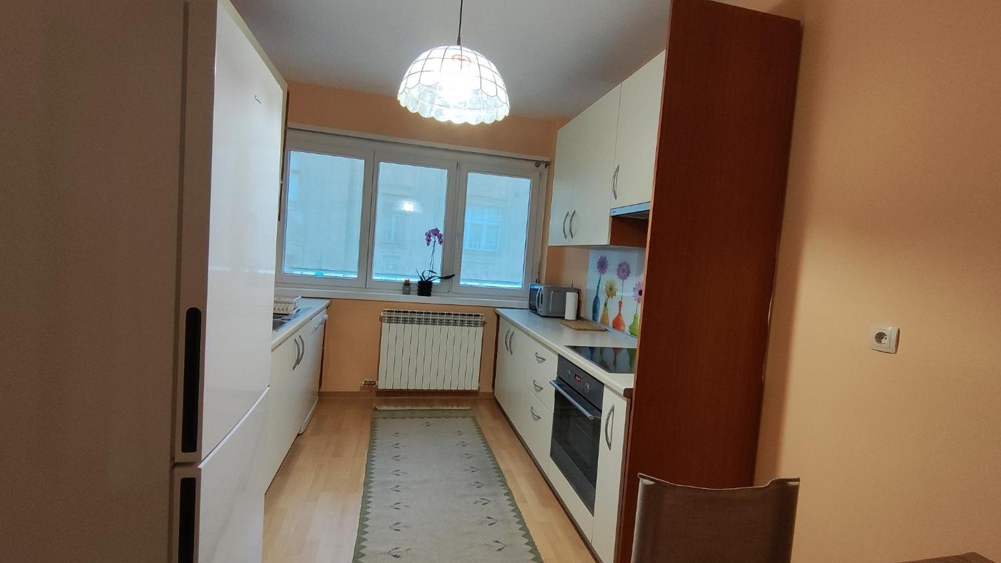 Apartment Nur *